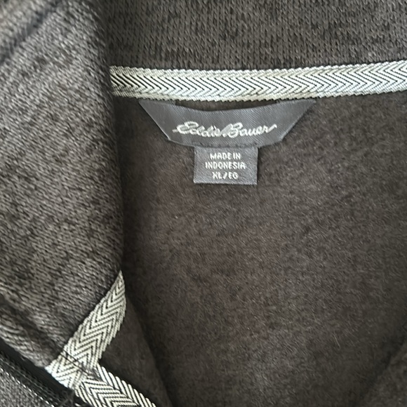 Eddie Bauer gray 1/4 Zip Fleece Size XL. NWT. - Picture 9 of 11